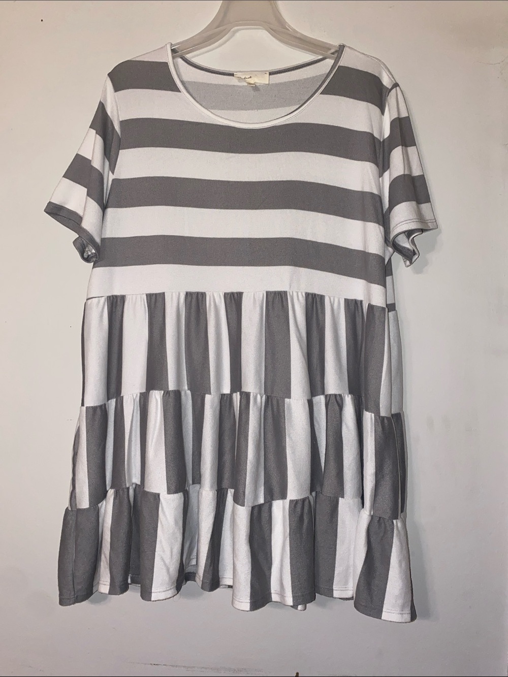 Perfect Details Gray & White Striped Tiered Tunic Top